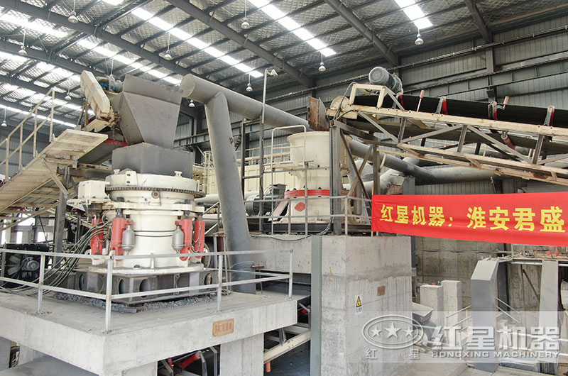 花崗巖破碎加工生產客戶現場實拍 花崗巖破碎加工生產客戶現場實拍