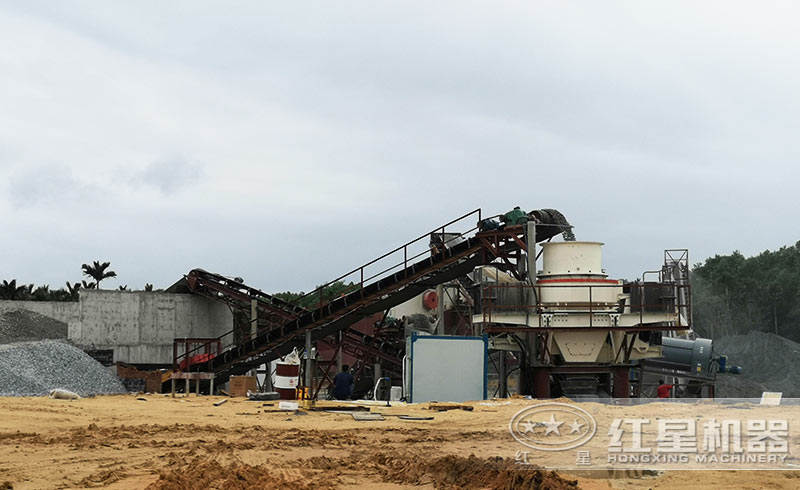 時產(chǎn)500噸玄武巖破碎制砂用顎破+圓錐破+制砂機 時產(chǎn)500噸玄武巖破碎制砂用顎破+圓錐破+制砂機