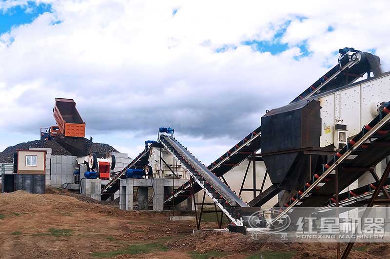 內蒙古顎破和反擊破搭檔作業現場 內蒙古顎破和反擊破搭檔作業現場